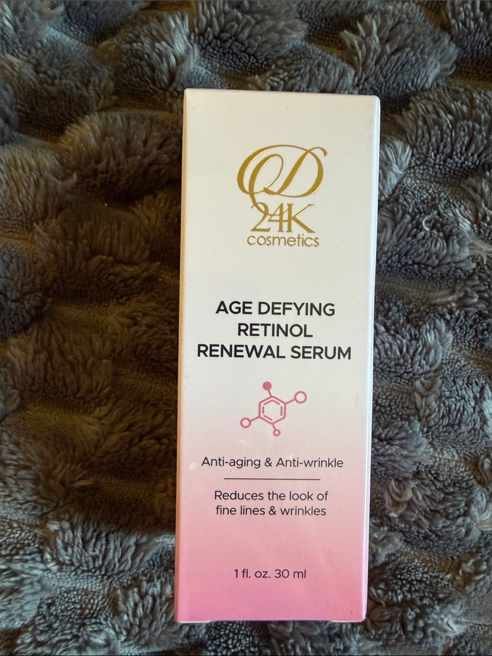24K Cosmetics Age-Defying Retinol Renewal Serum - Pink/White